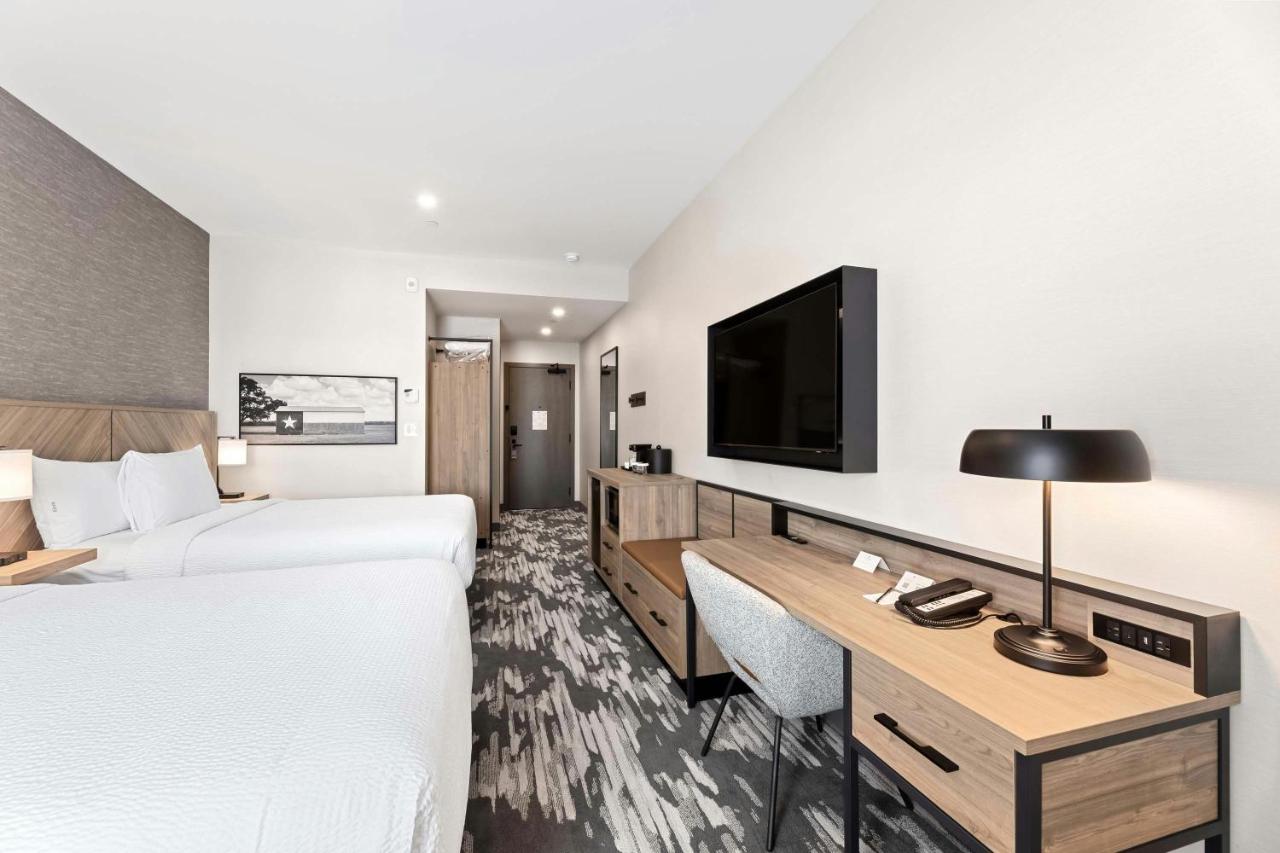 Sandman Signature Dallas Las Colinas Hotel & Suites — photo 21