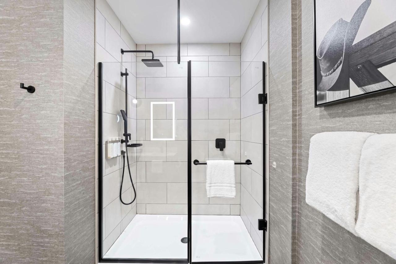 Sandman Signature Dallas Las Colinas Hotel & Suites — photo 23