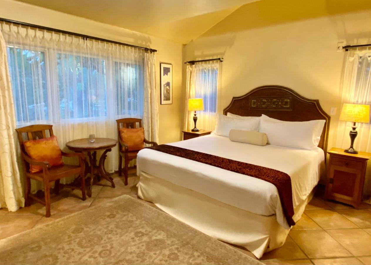 The Emerald Iguana Inn — photo 9