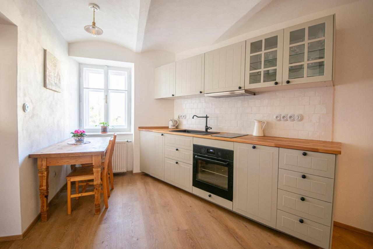 Stylish Farmhouse Apartment – Kouzelný pobyt na venkovském statku