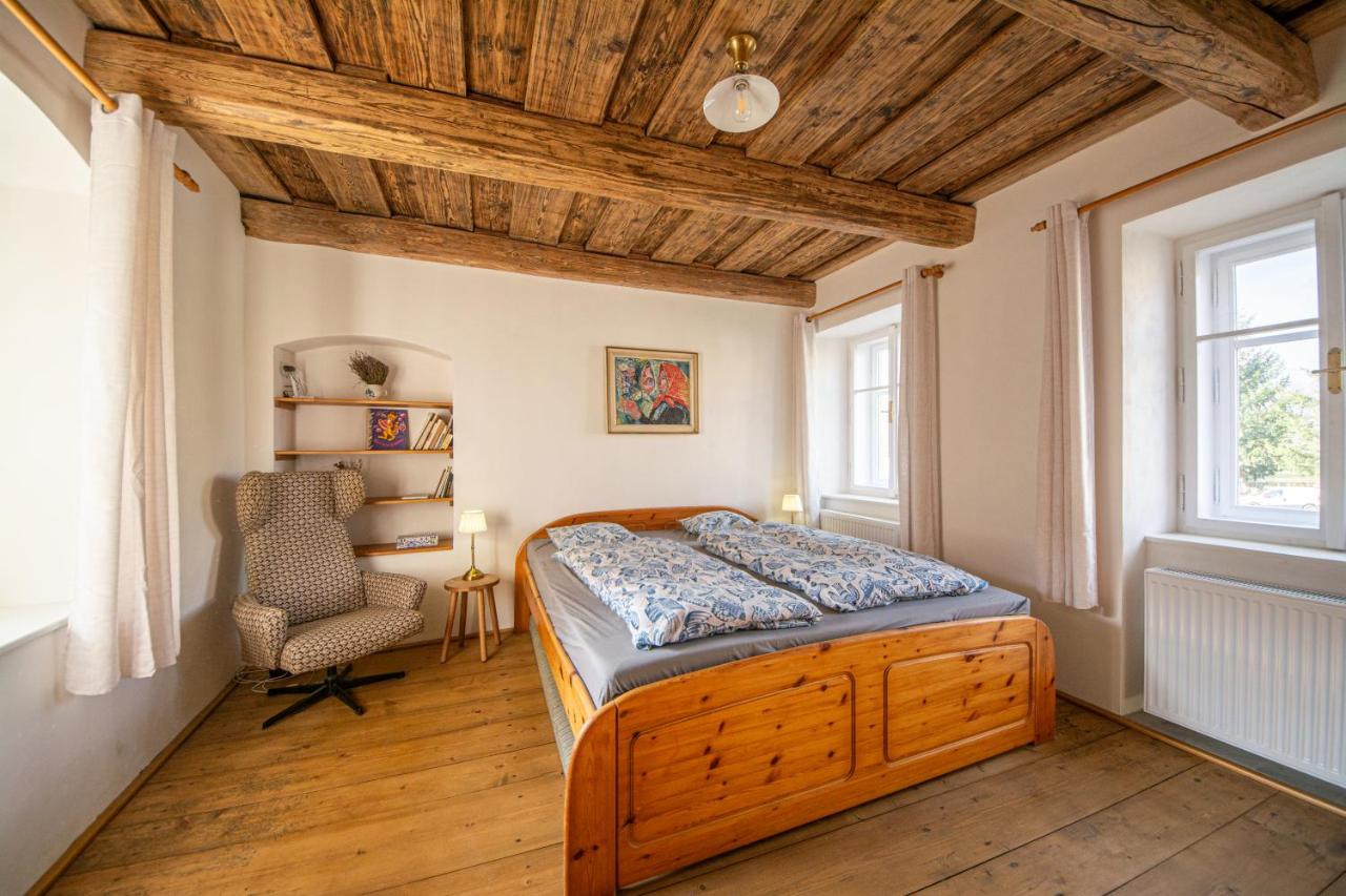 Stylish Farmhouse Apartment – Kouzelný pobyt na venkovském statku