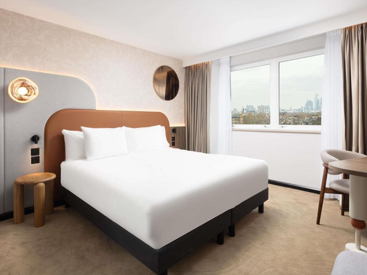 Superior King Room with Bath Tub and City View