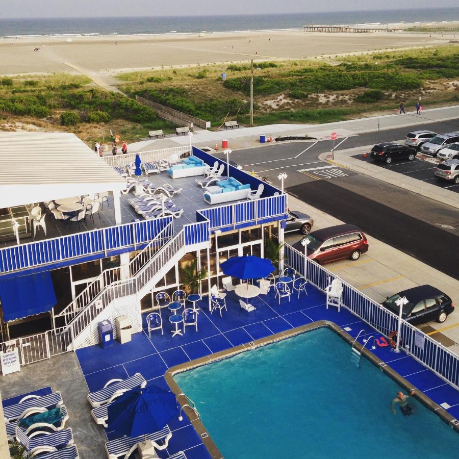 Adventurer Oceanfront Inn — photo 16