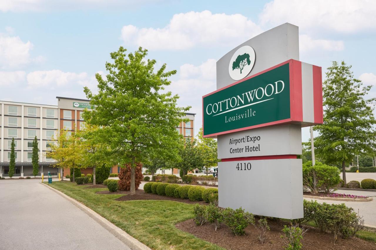 Cottonwood Airport & Expo Hotel Louisville — photo 1