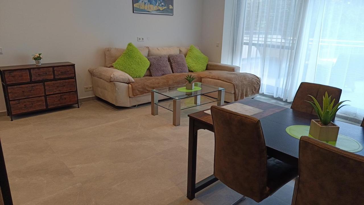 PiCassO - Modernes Apartment mit Balkon Nähe City & DOM -