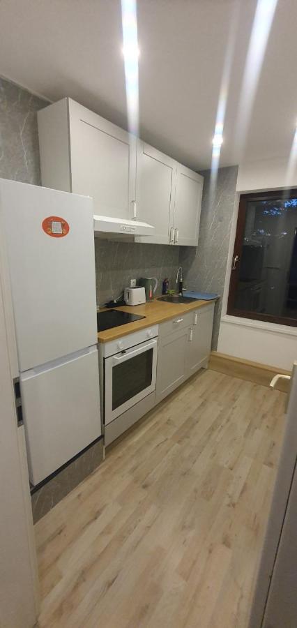 Finkenwerder Larisa's Nr24 Private Küche Gemeinschaftliches Bad WC