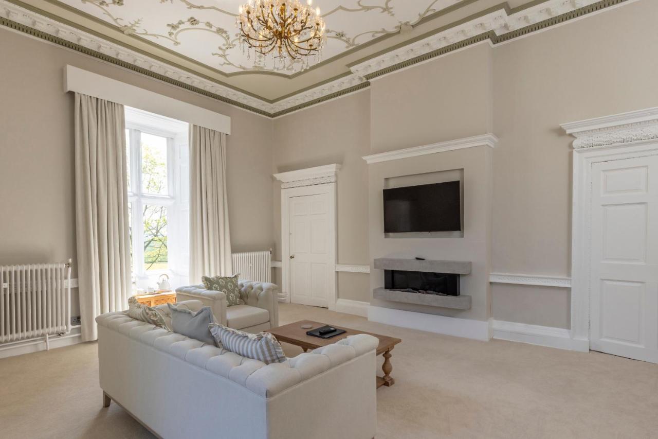 Superior Suite with Four-Poster Double Bed - Main Castle Building/Non-Smoking