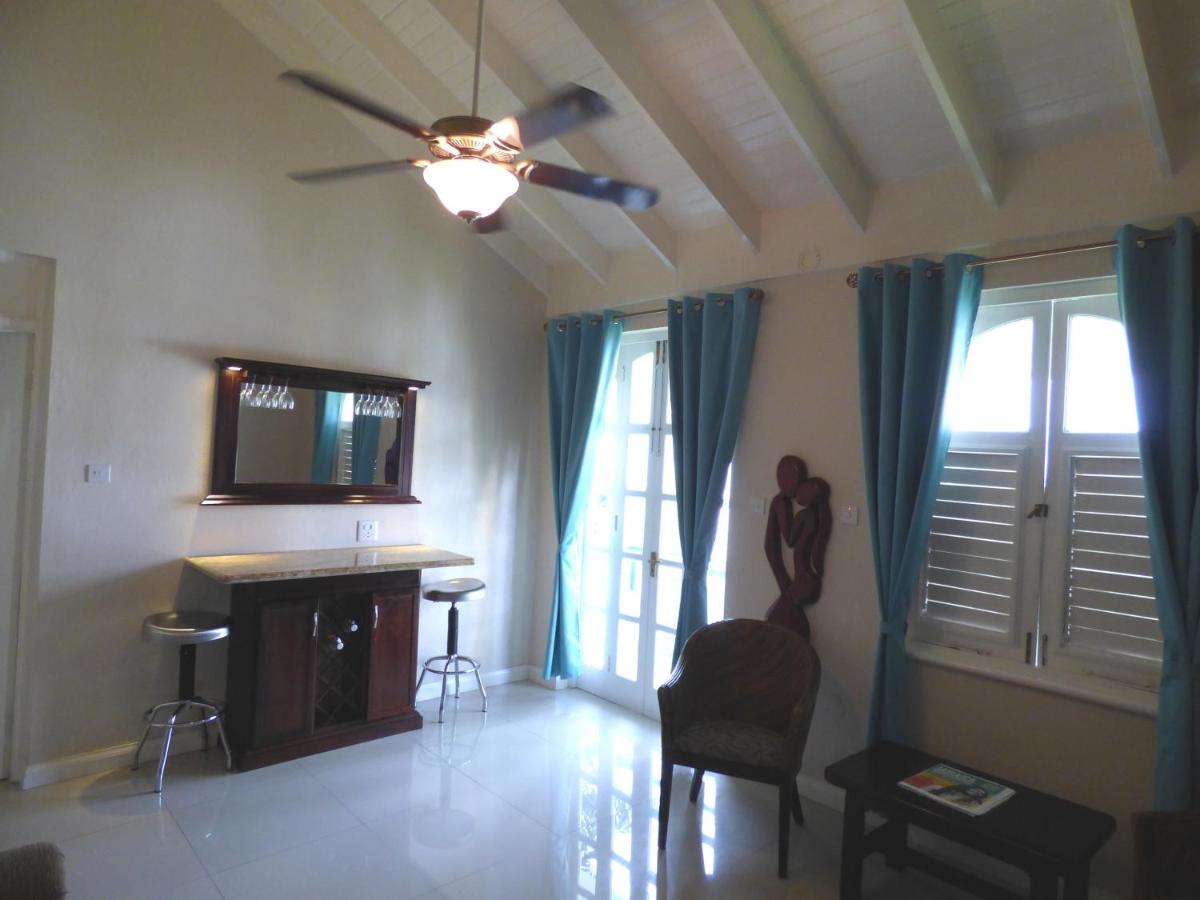 Beach One Bedroom Suite A29 - 5