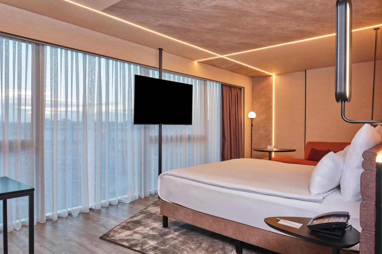 Deluxe Suite with One Double and Sofa Bed - Terrace