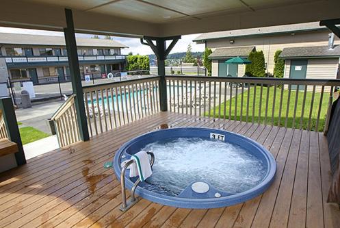 Poulsbo Inn & Suites — photo 14
