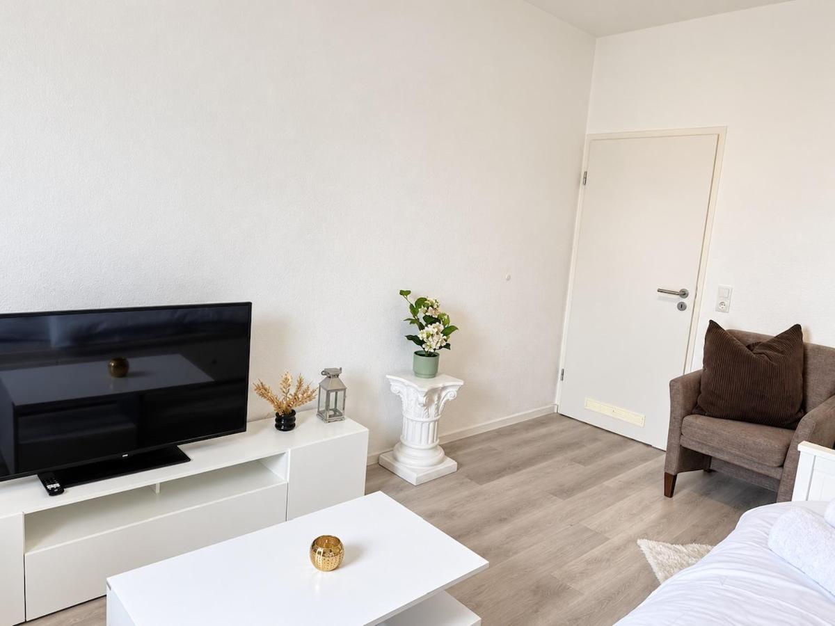Bright & Modern Apartment near Cologne