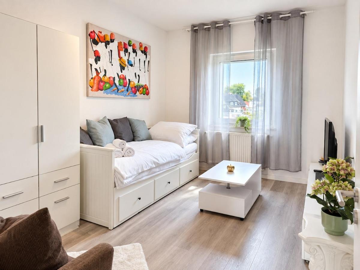 Bright & Modern Apartment near Cologne