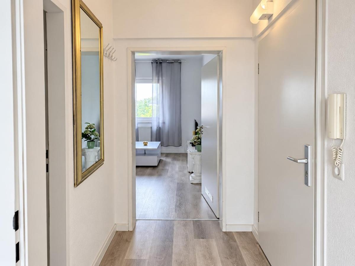 Bright & Modern Apartment near Cologne