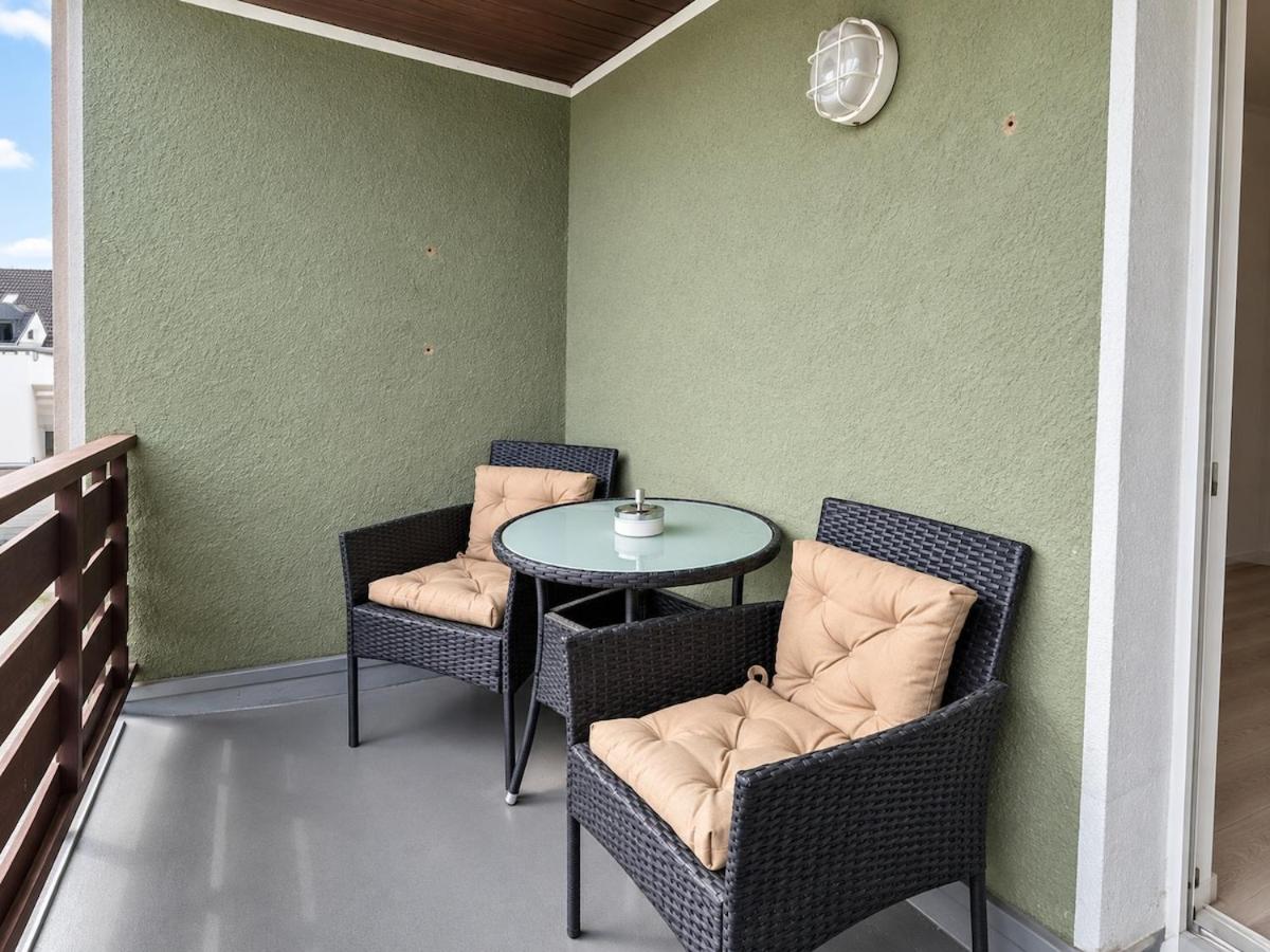 Bright & Modern Apartment near Cologne