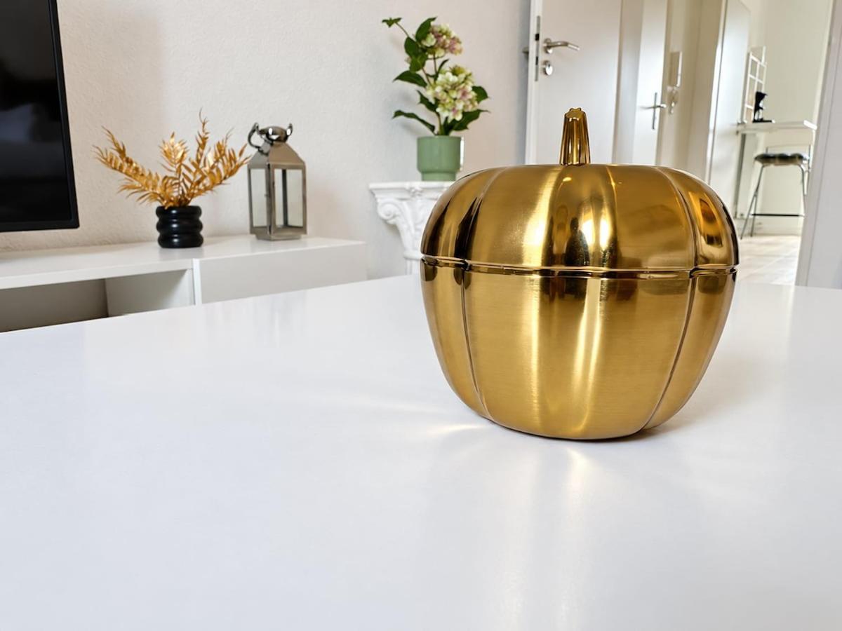 Bright & Modern Apartment near Cologne