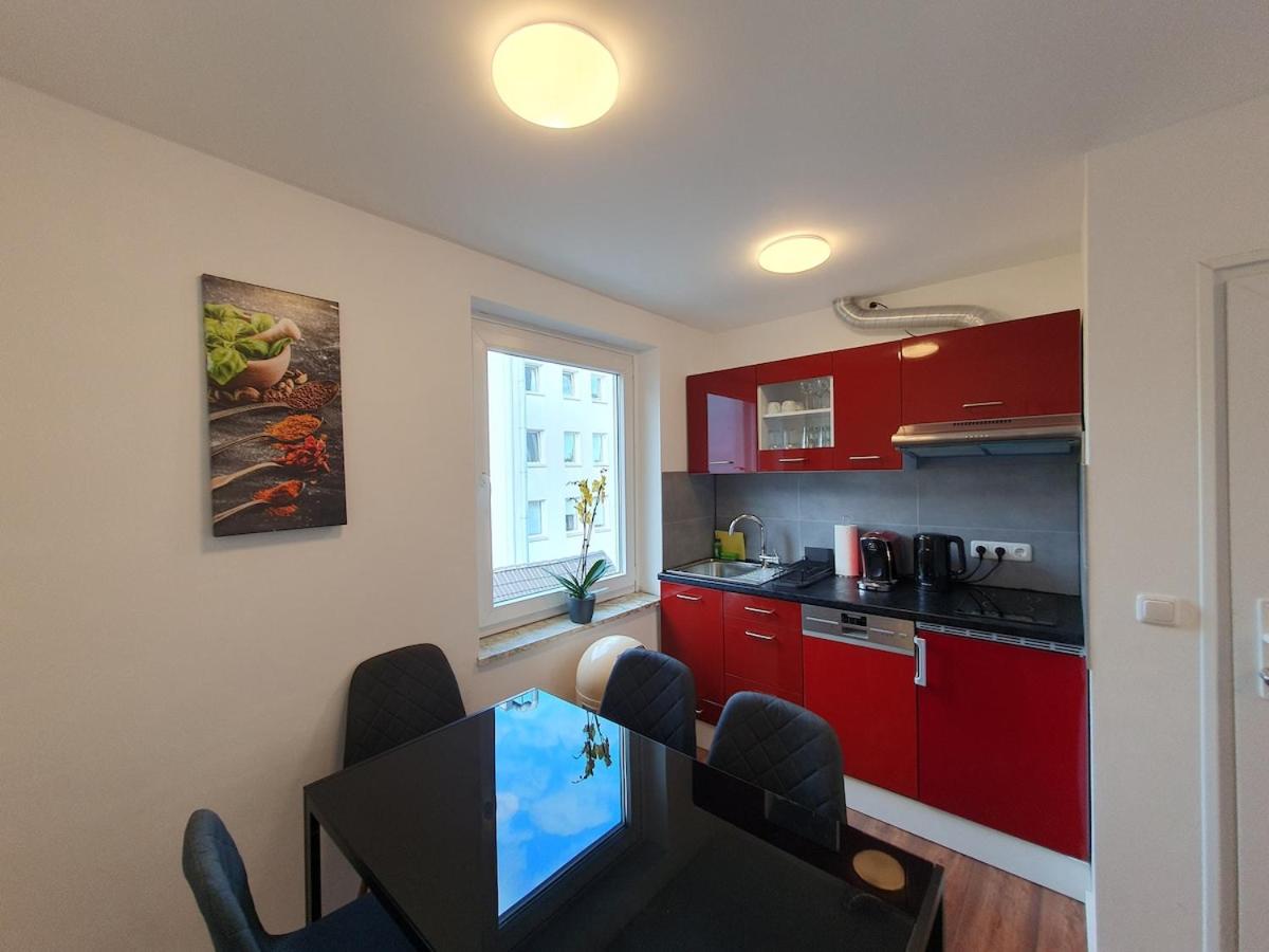 H3L Exclusive apartment in St Pauli, for men only