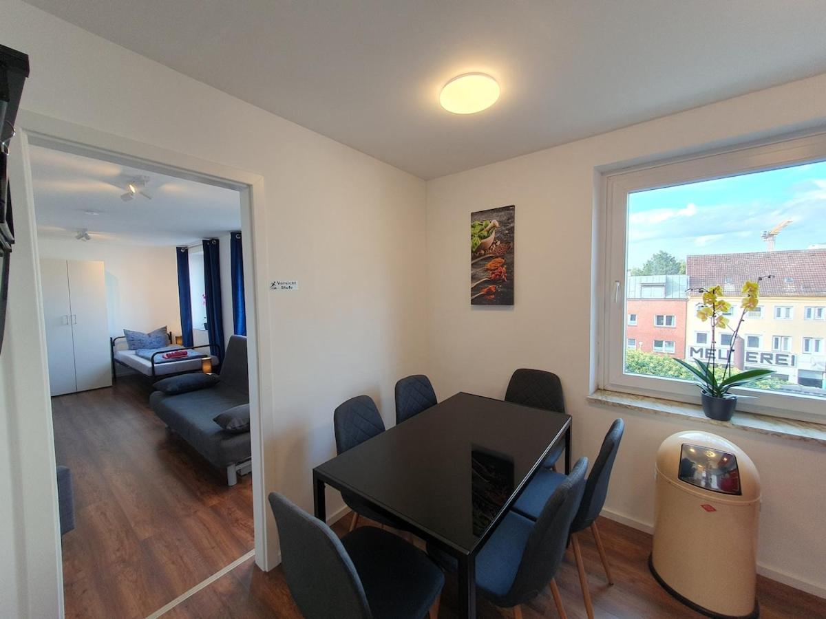 H3L Exclusive apartment in St Pauli, for men only