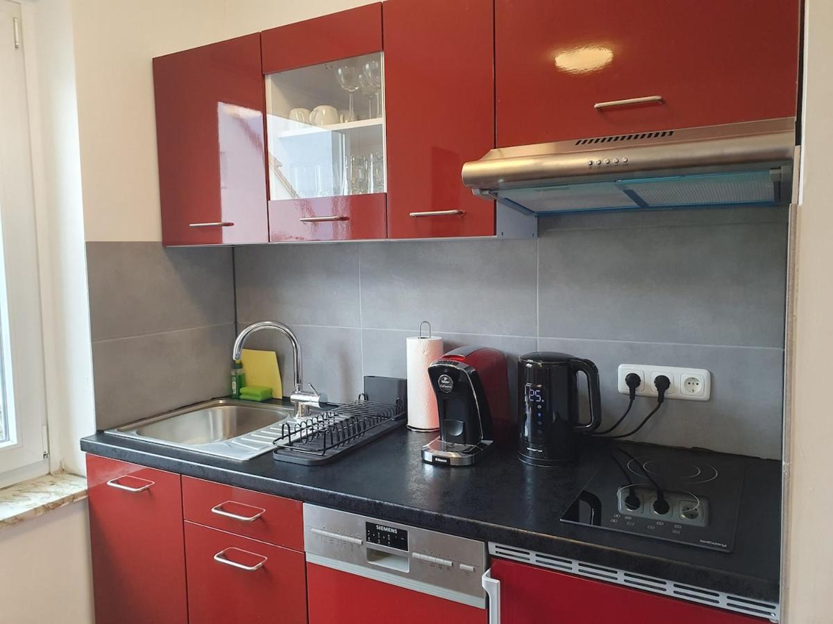 H3L Exclusive apartment in St Pauli, for men only