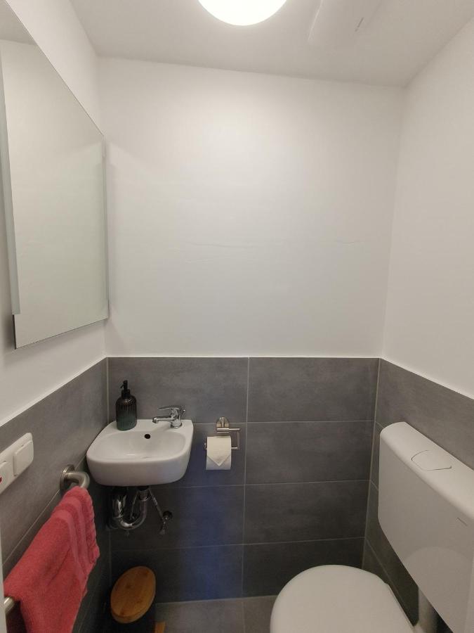 H3L Exclusive apartment in St Pauli, for men only