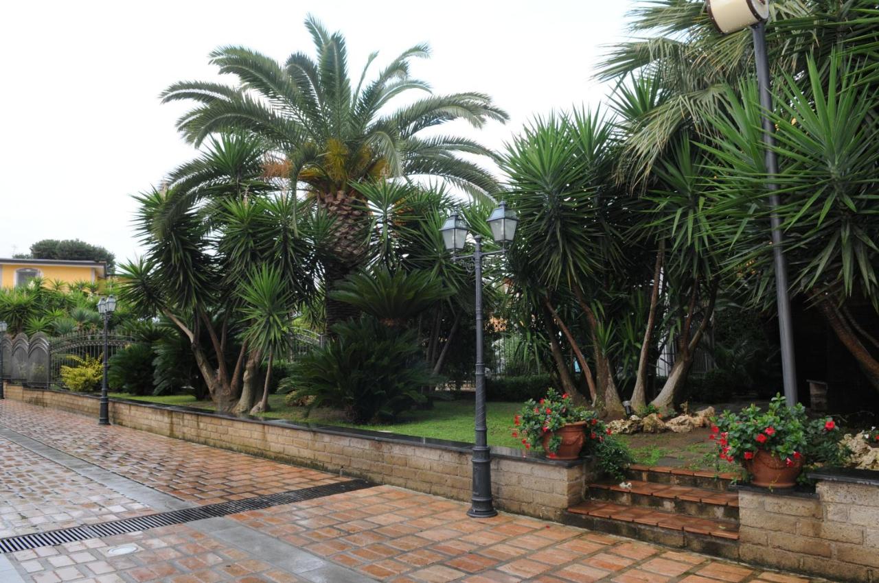 Hotel Ristorante La Lanterna photo