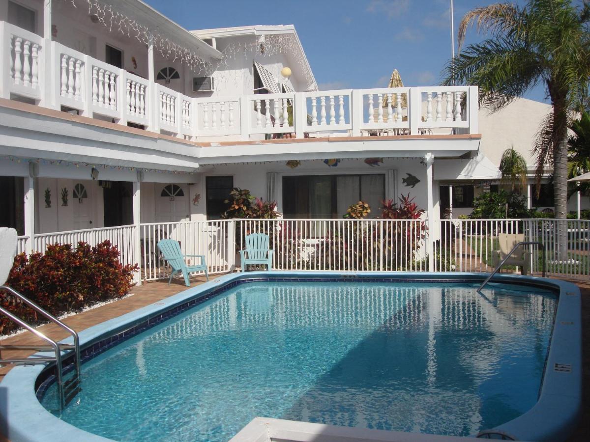 Breakaway Inn Guest House — photo 4