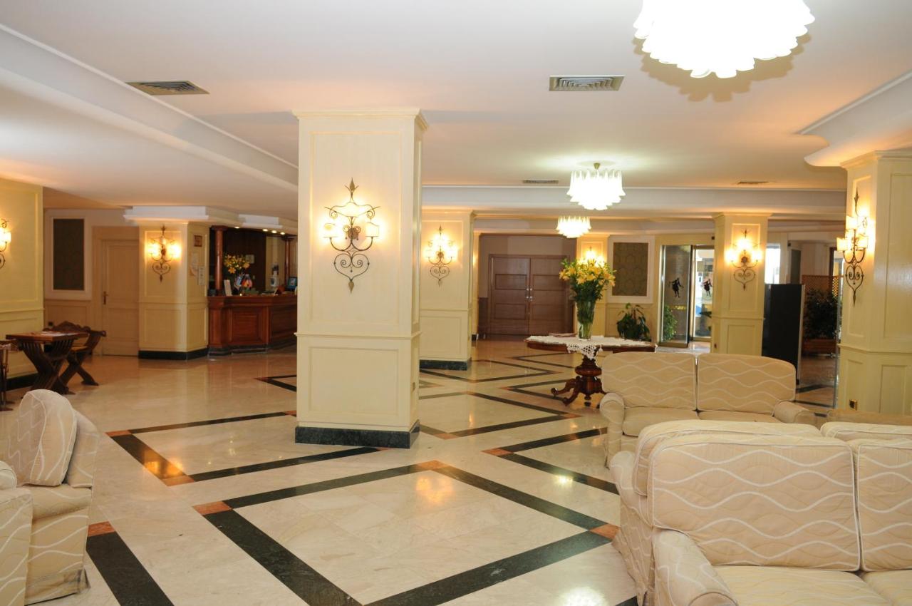 Hotel Ristorante La Lanterna photo