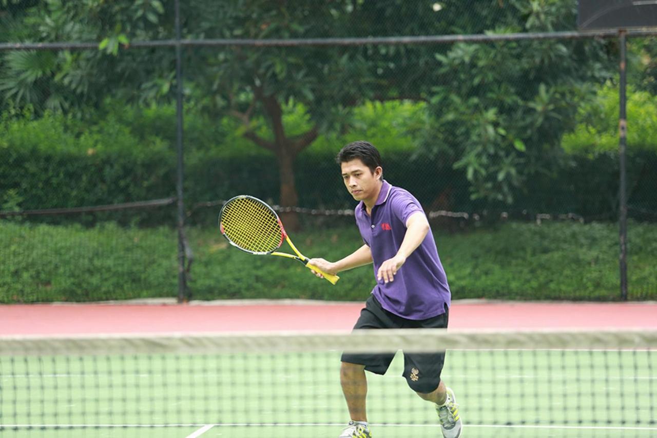 Tennis court: The Sultan Residences Jakarta