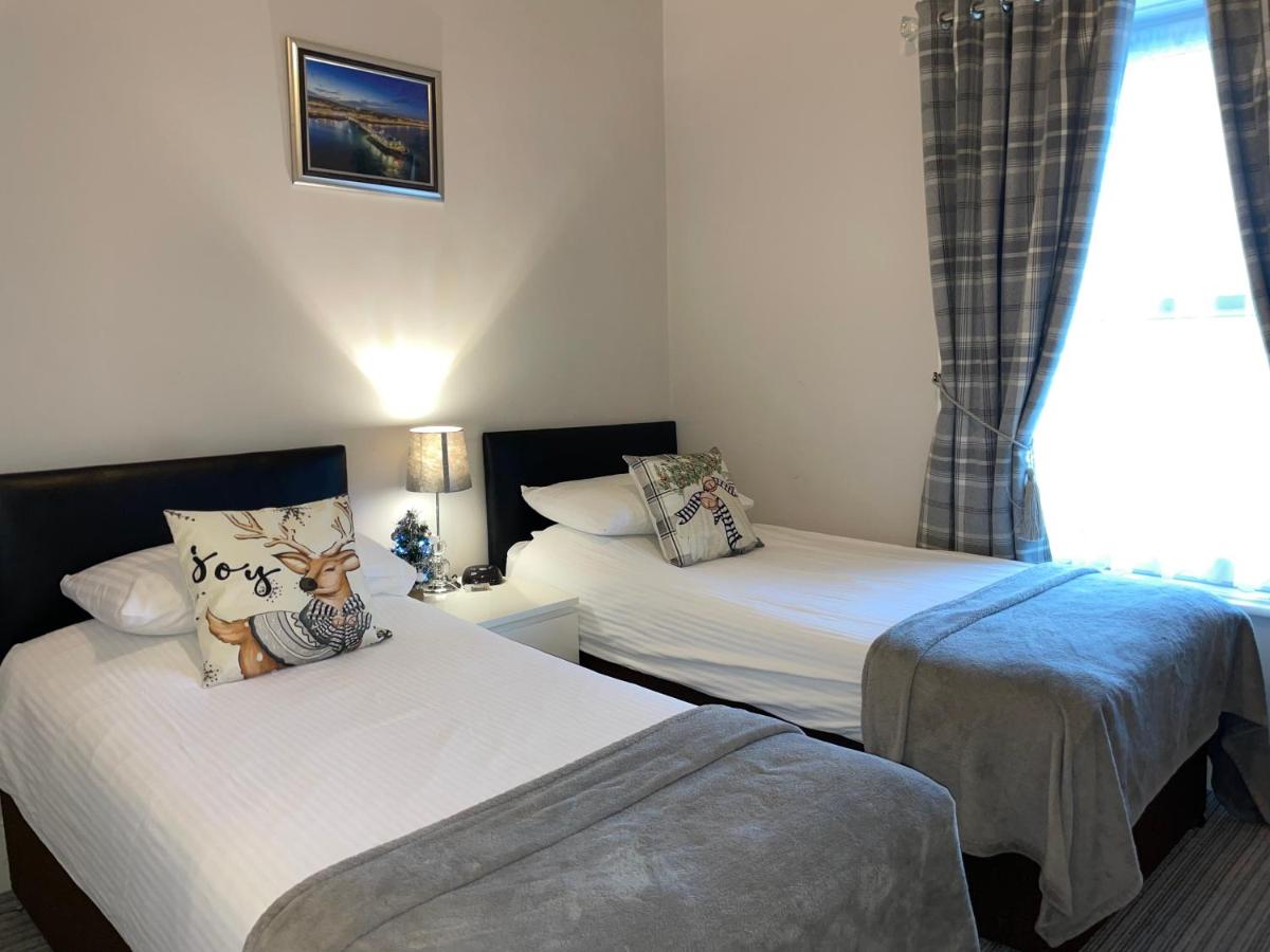 Standard Twin Room (Rear View)