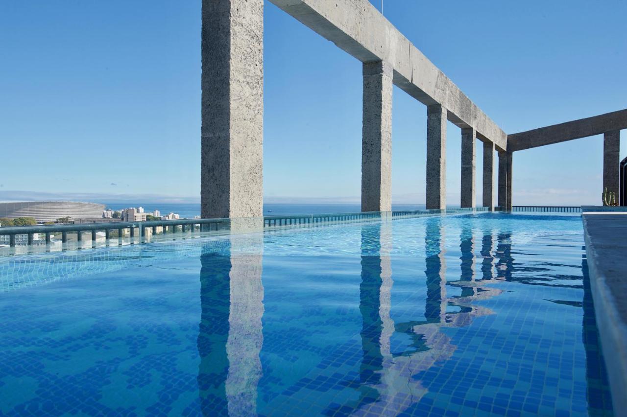 Rooftop swimming pool: The Silo Hotel