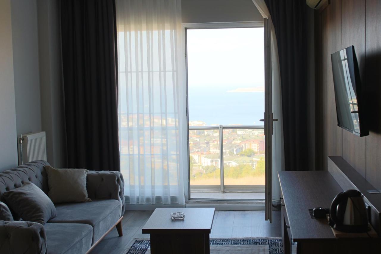 Triple Room with Sea View