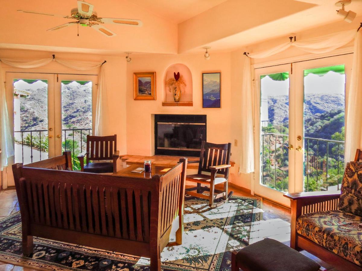 Topanga Canyon Inn Bed and Breakfast - 5