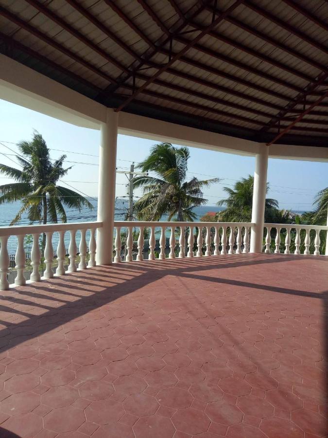 Image: Medellin Seaview Inn