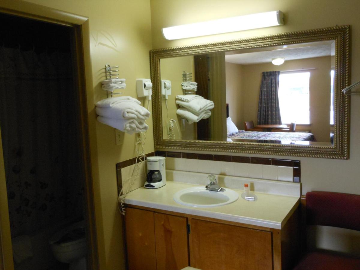 Long Leaf Lodge at McClellan — photo 19