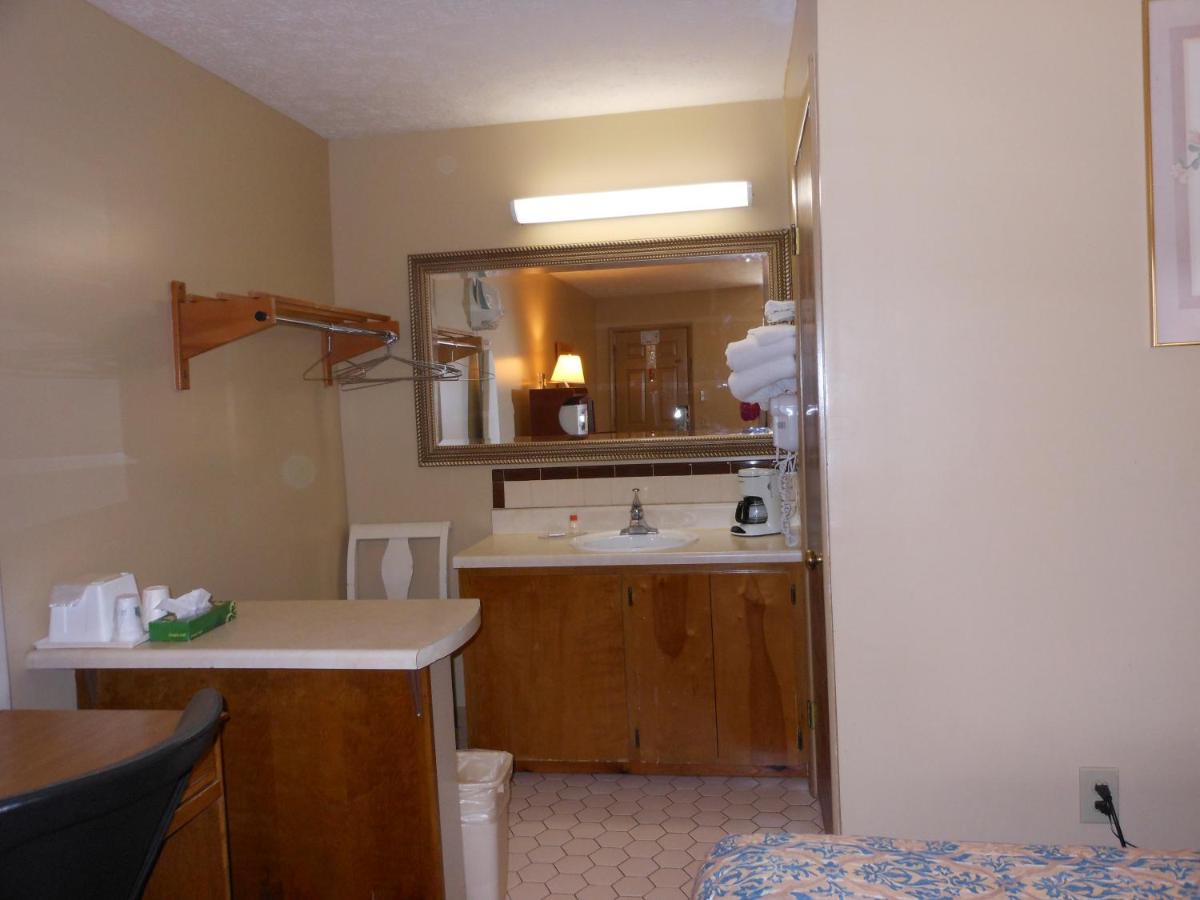 Long Leaf Lodge at McClellan — photo 8