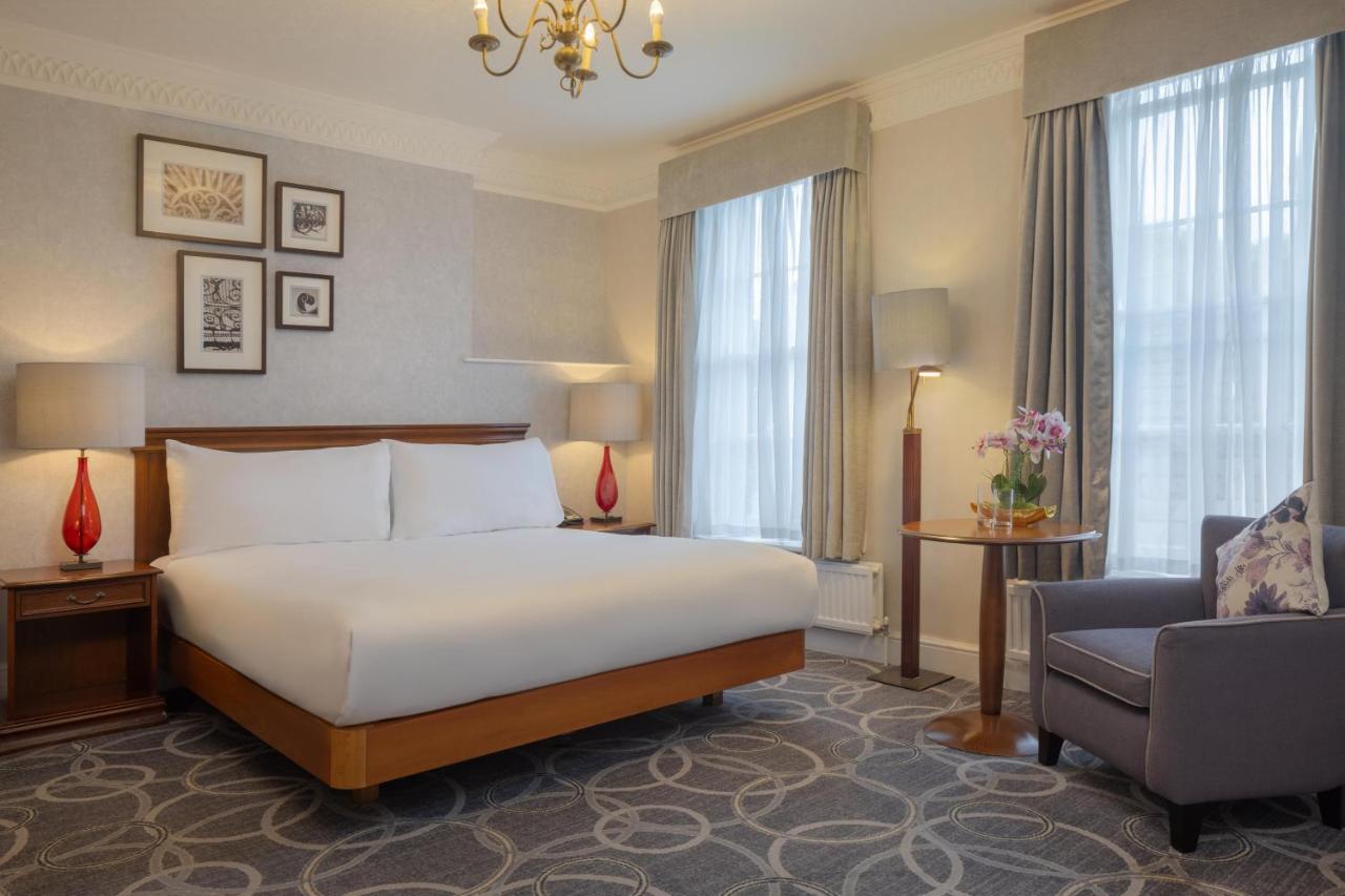 Deluxe Manor House Room