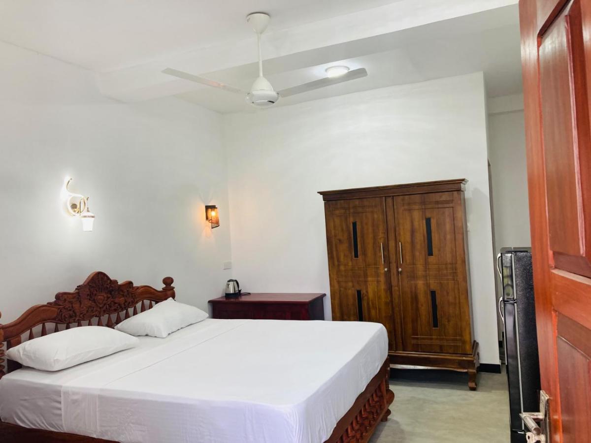 Hotel Dream Waves