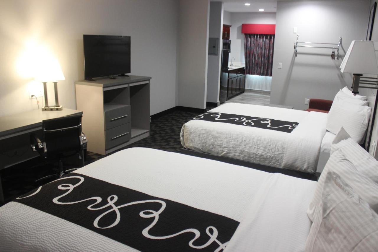 Paris Inn & Suites — photo 23
