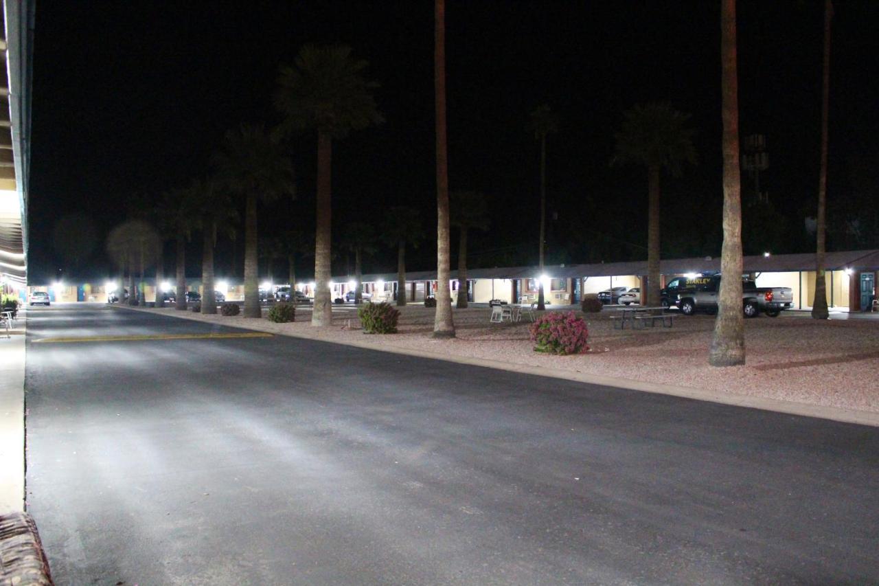 Sunland Motel Mesa — photo 17