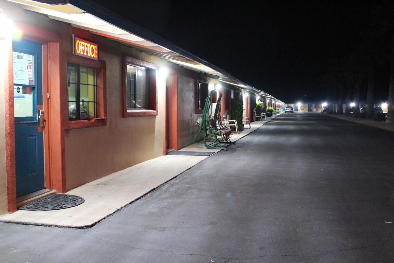 Sunland Motel Mesa — photo 15