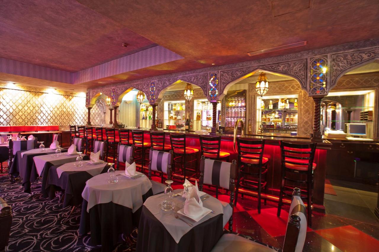 Broadway Hotel photo