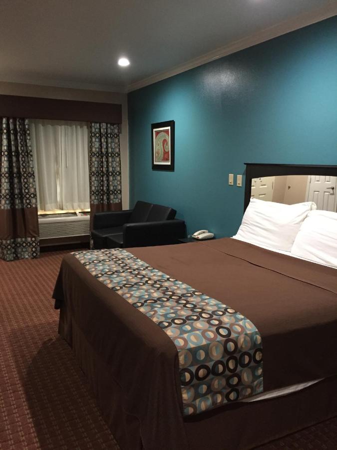 Timber Inn — photo 2