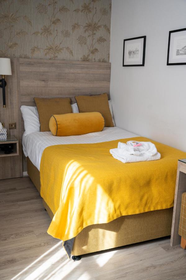 Deluxe Single Room
