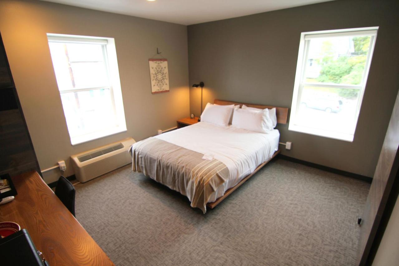 The Oxbow Hotel — photo 23