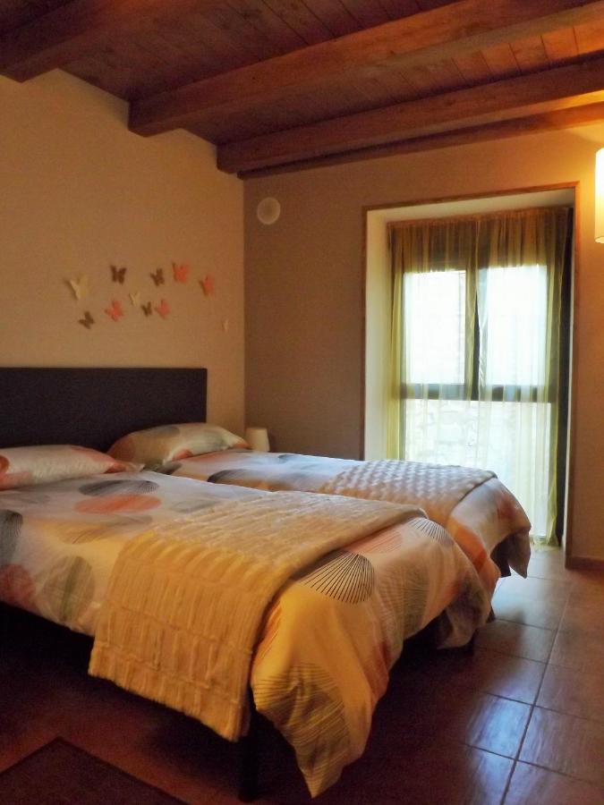 Country House Casa Salto de Roldán, Apiés, Spain - Booking.com