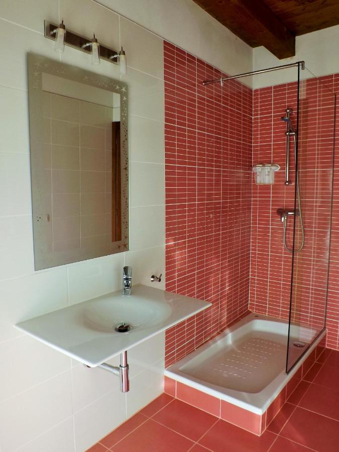 Country House Casa Salto de Roldán, Apiés, Spain - Booking.com