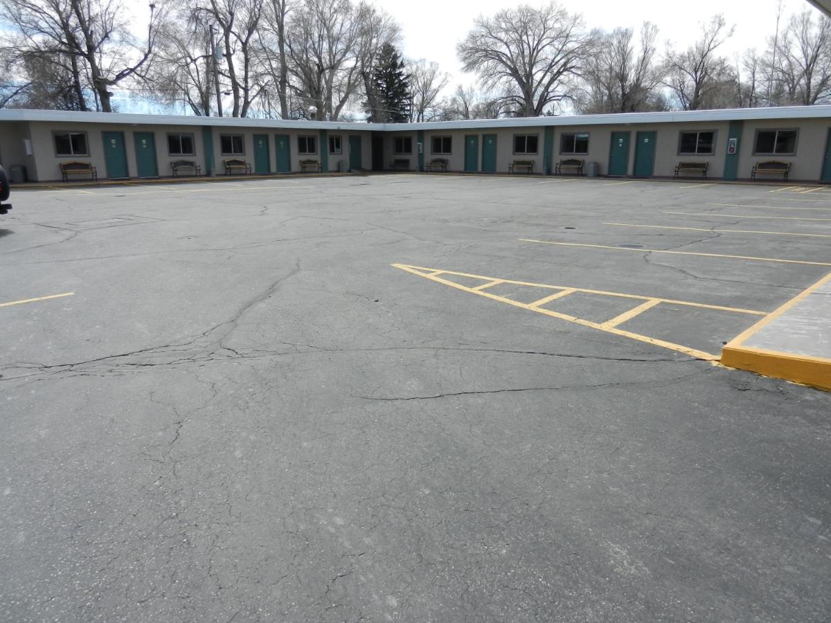 Roomers Motel — photo 8