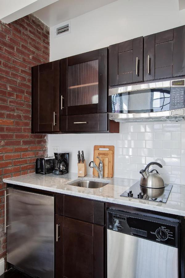 East Village Hotel - 4