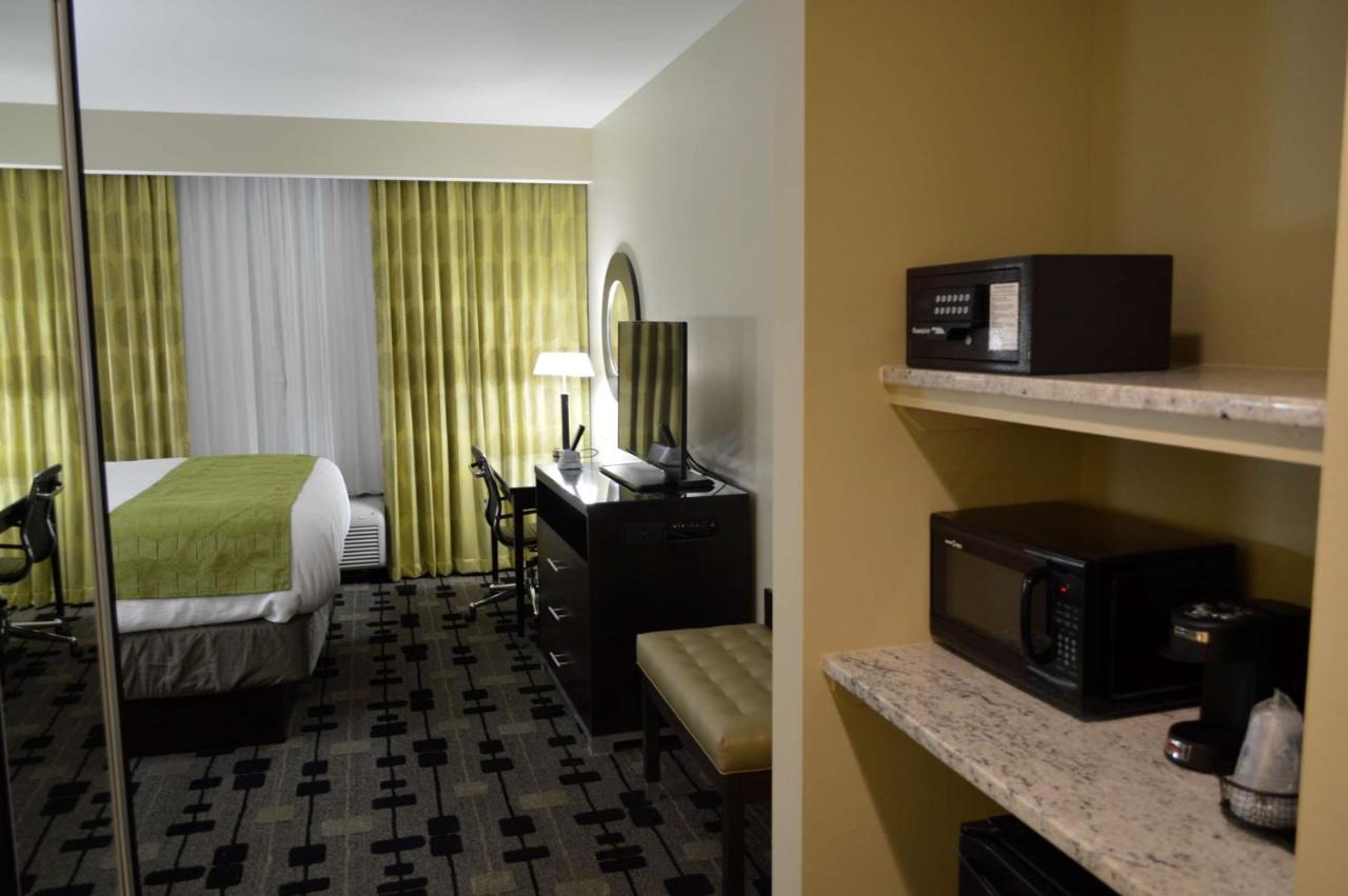 University Inn — photo 5