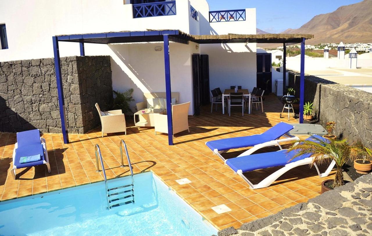 Villa Liv, Playa Blanca, Spain - Booking.com