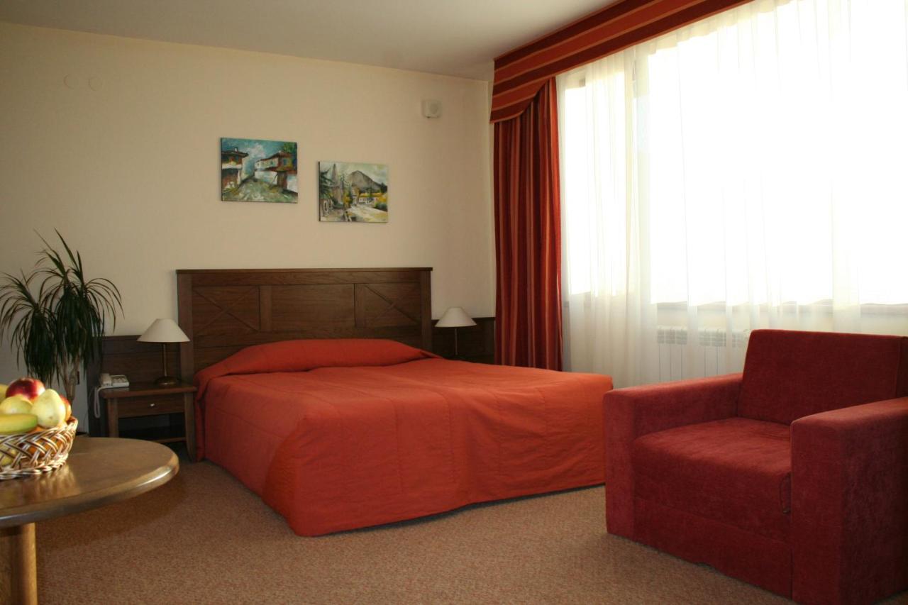 Evelina Palace Hotel photo